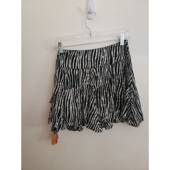 RAGA NWT Striped Unlined Mini Embroidered Floral Skirt sz S Tie Side - Picture 5 of 5